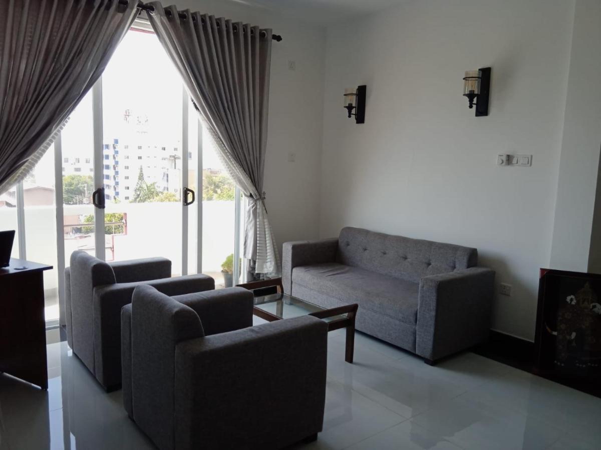 Para Inn Residence Dehiwala-Mount Lavinia Eksteriør billede