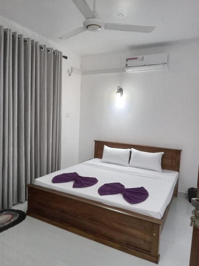 Para Inn Residence Dehiwala-Mount Lavinia Eksteriør billede